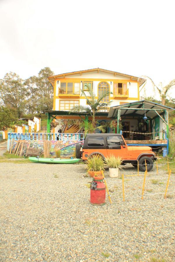 Alegria Hostel Boutique Guatape Exterior photo