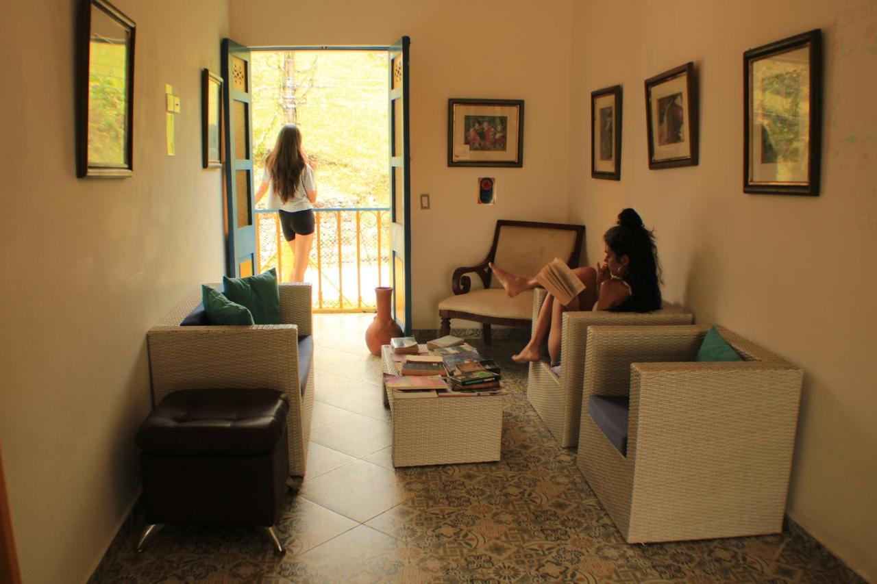 Alegria Hostel Boutique Guatape Exterior photo